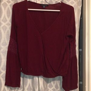 Maroon long sleeve American eagle cropped shirt